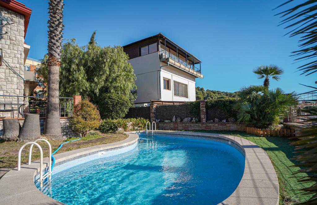Pool House Barcelona photo