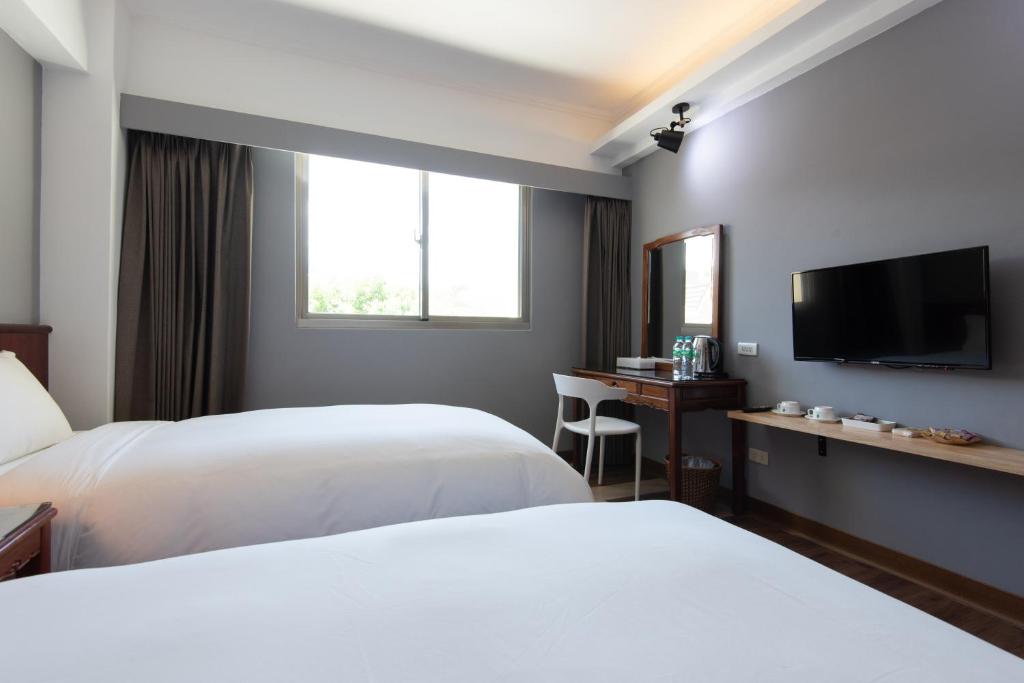 Ola Hotel photo