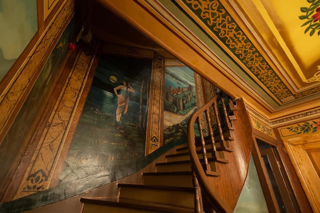 フロント・ロビー