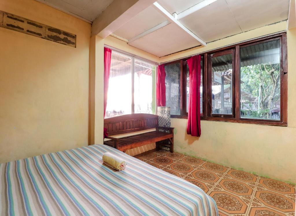 Penginapan Awandalu photo
