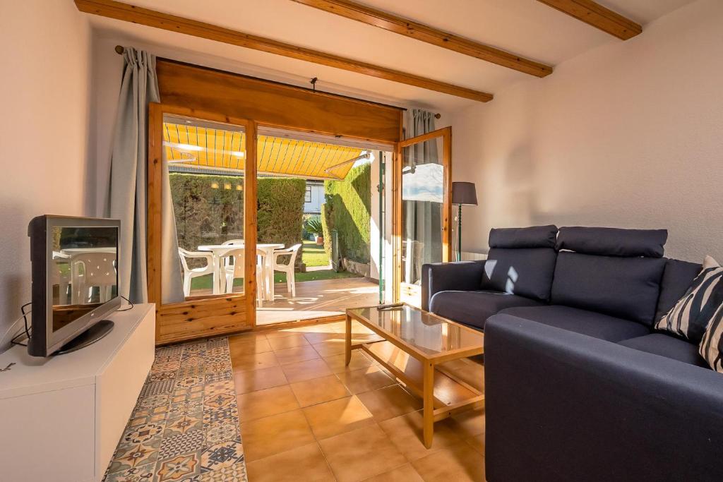 AA-1 CALELLA DE PALAFRUGELL 6PaX - 5