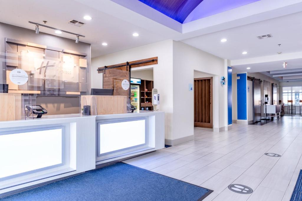 Holiday Inn Express Hereford photo
