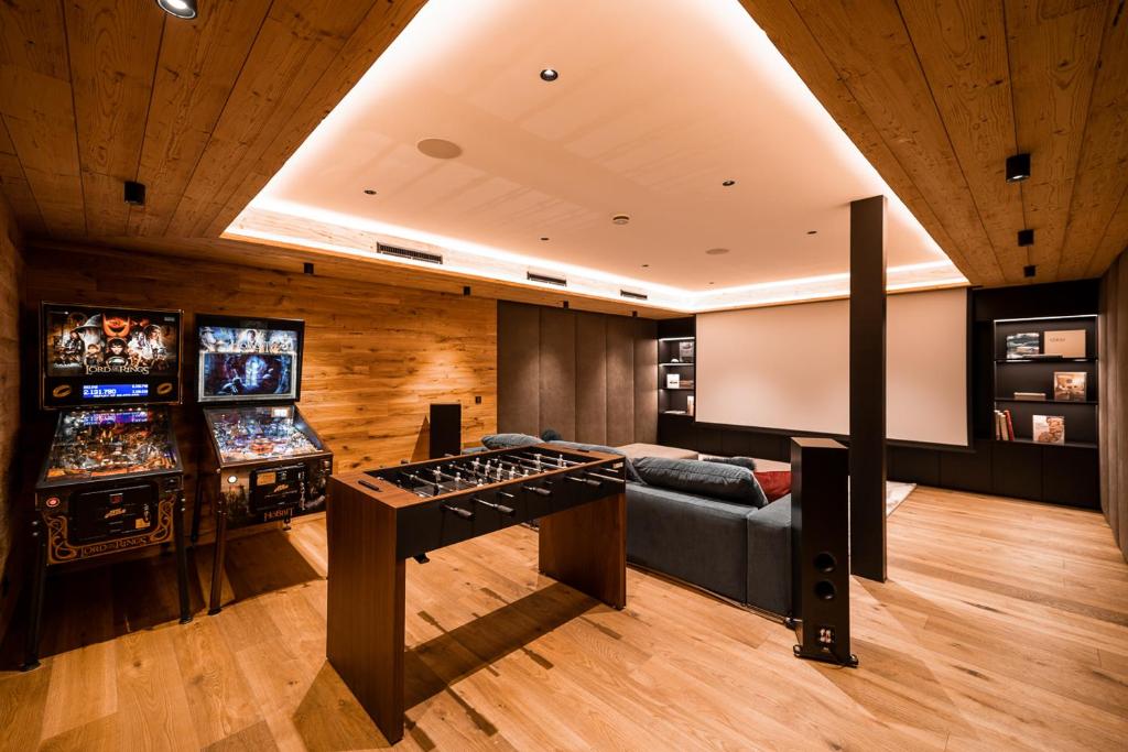 Arla Luxury Home - 4