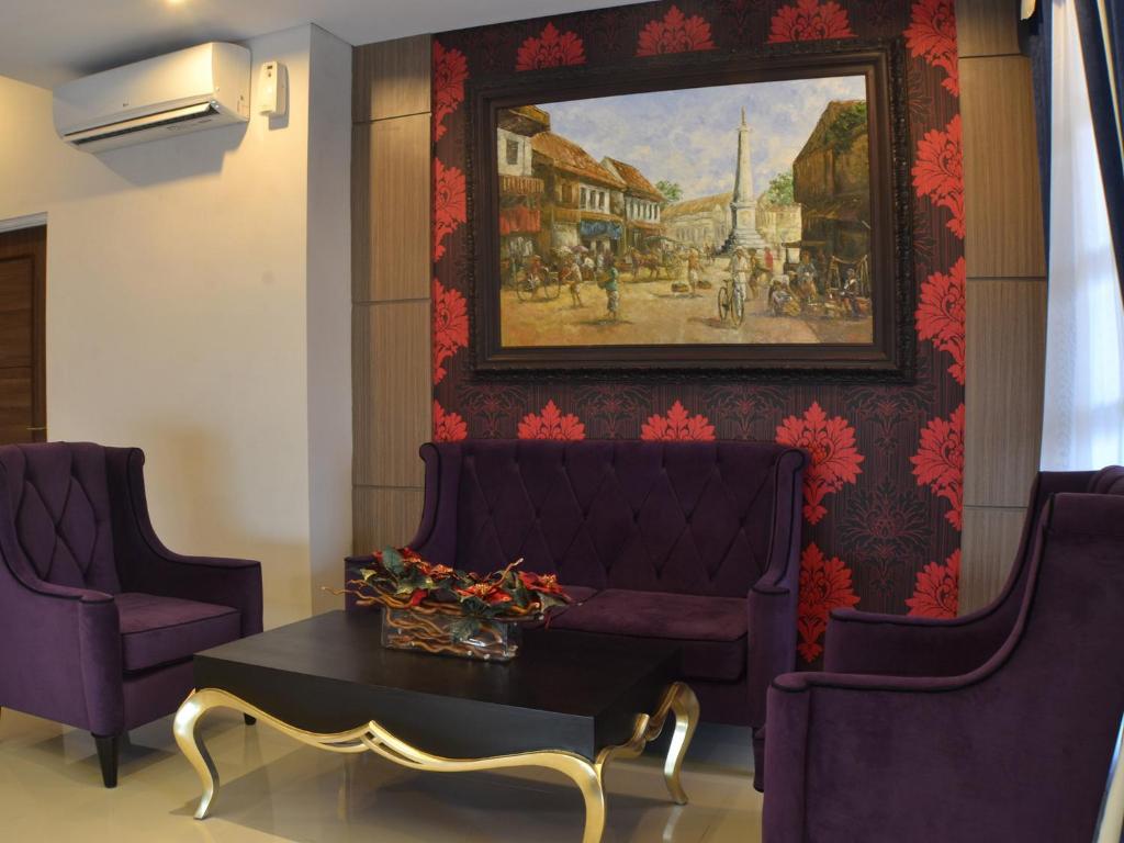 The Cube Malioboro Hotel photo