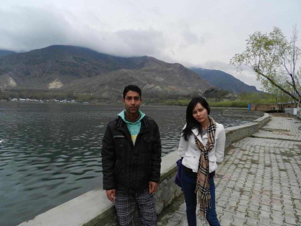 Houseboat Zaindari Palace photo