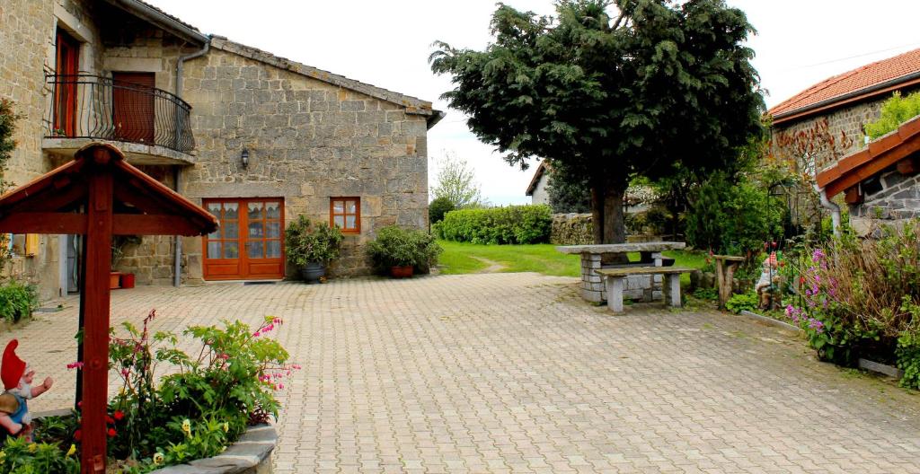 la maison de pierre
