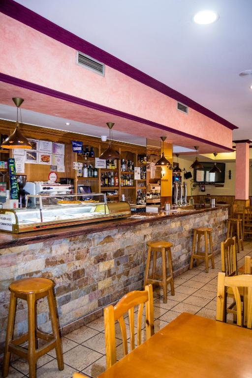 El Roble Hotel Restaurante photo