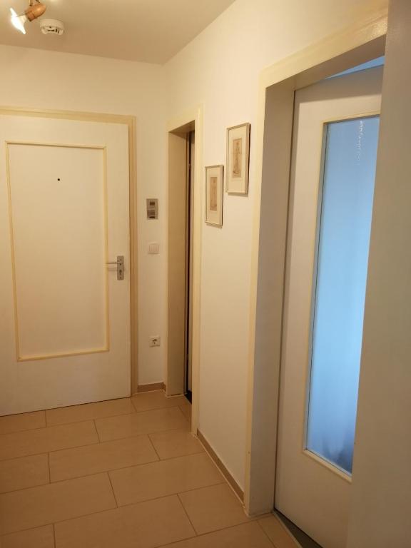 Central-Apt at Lake, CityCenter 5min, Fair 18min!!! - 3