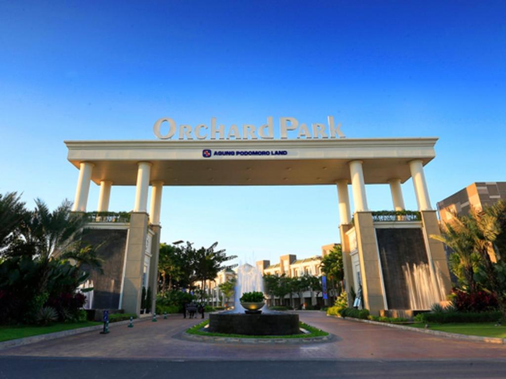 Orchard Park Batam lovely House photo