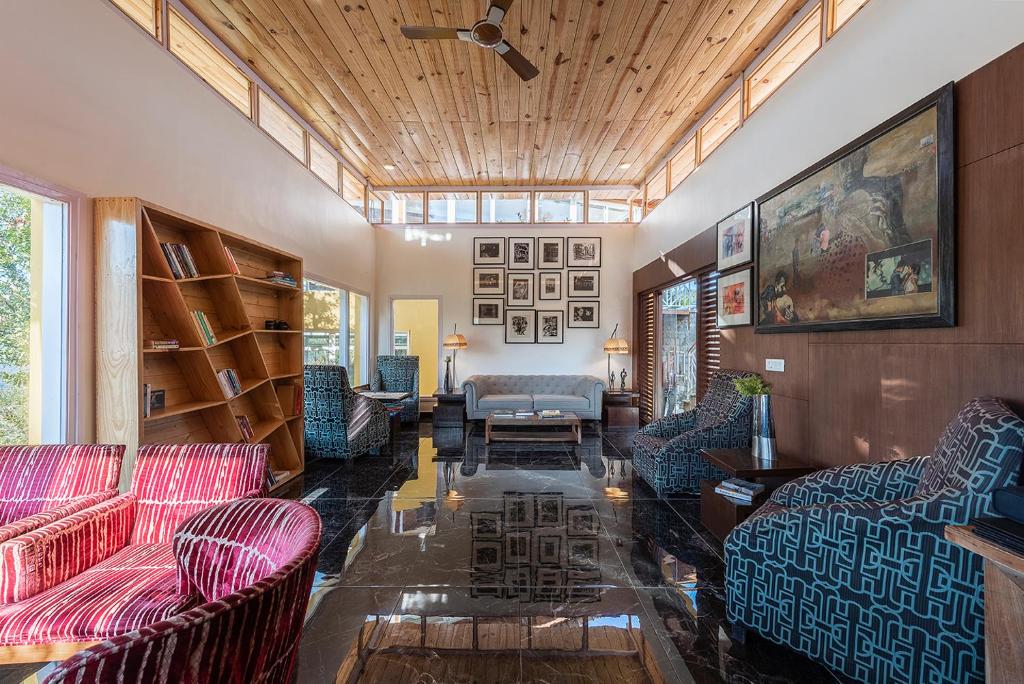 フロント・ロビー