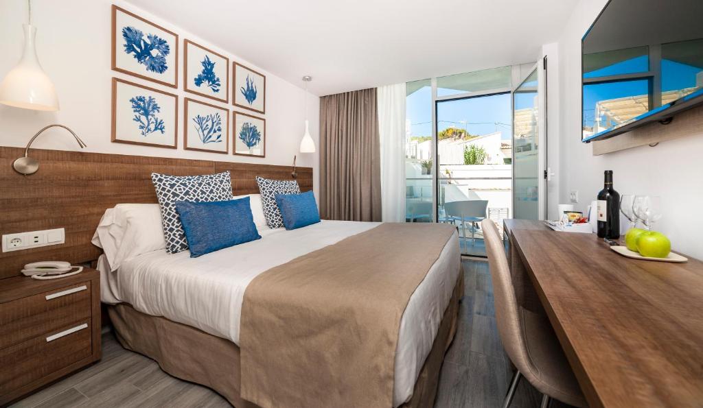 Globales Don Pedro - Adults Only — Hotel rooms in Puerto Pollensa, Balearic Islands