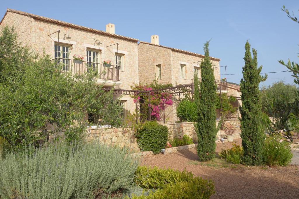 Liodentra, Kardamili