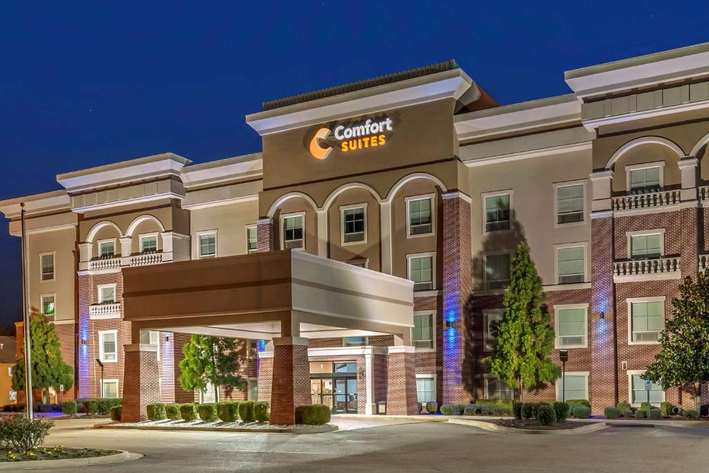 Comfort Suites West Memphis I-40 I-55 photo