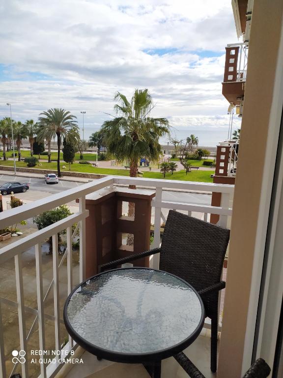 Apartamento playa con vistas al mar - 2