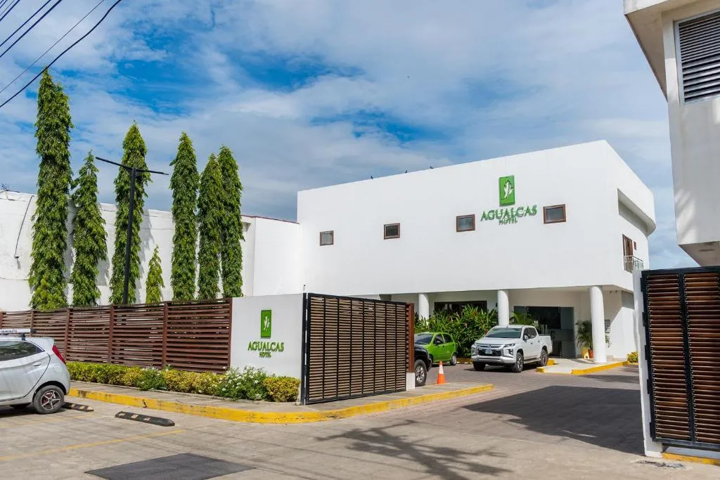 Hotel Agualcas，位于马那瓜的酒店