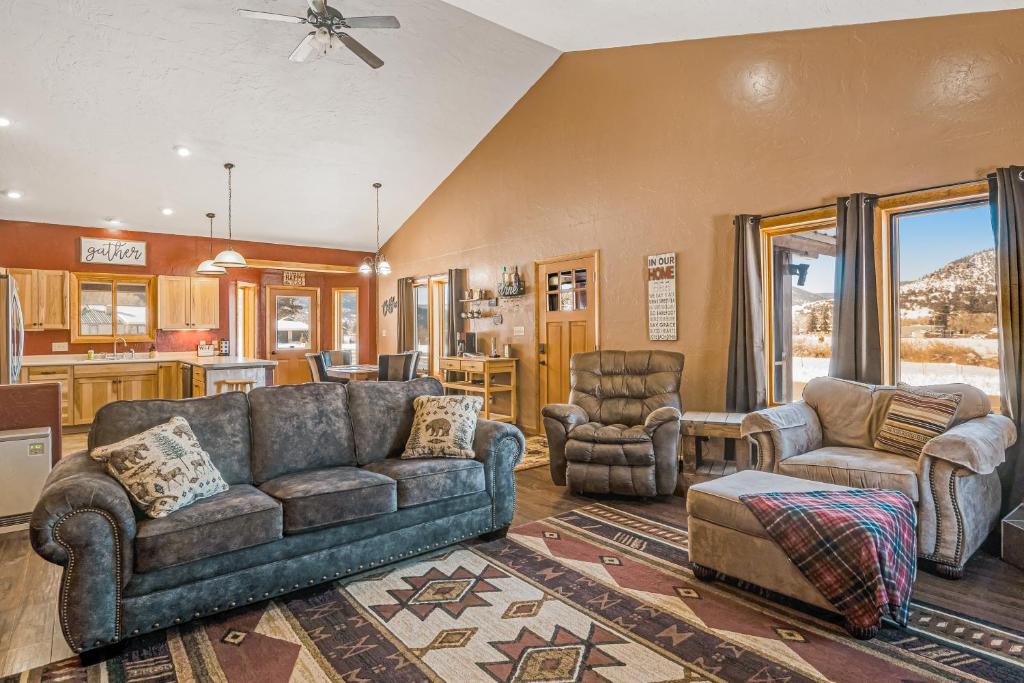 Carroll's Place, South Fork