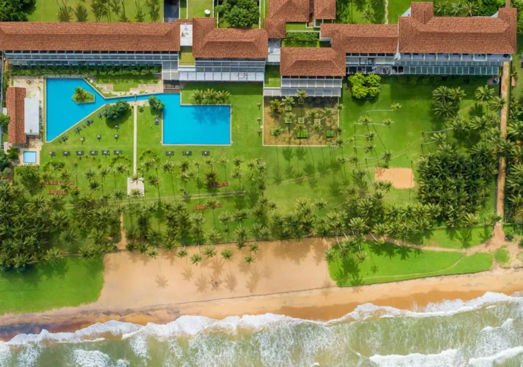The Blue Water - Geoffrey Bawa Heritage Resort Hotel, hotel in Wadduwa