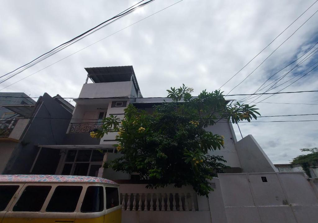 Eiffel Residence Cideng - Female Only, Jakarta