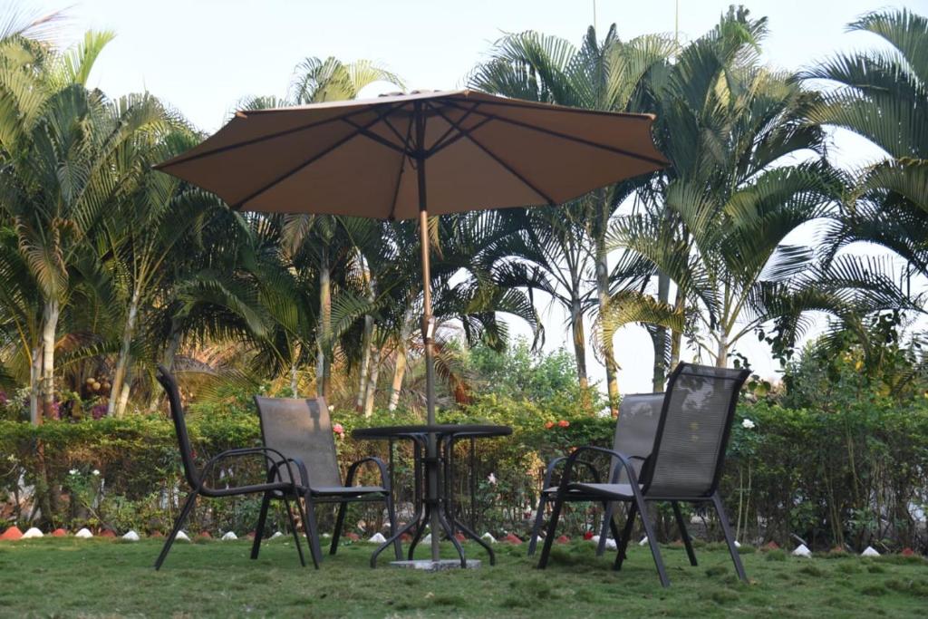 The Palm — Hotel in Pune