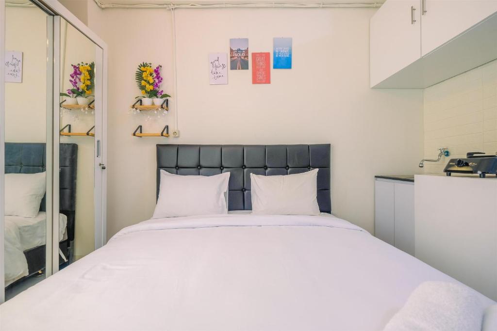 New Room Studio at Green Pramuka City Apartment By Travelio, Jakarta