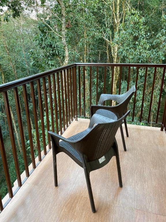 Martam Village Homestay photo