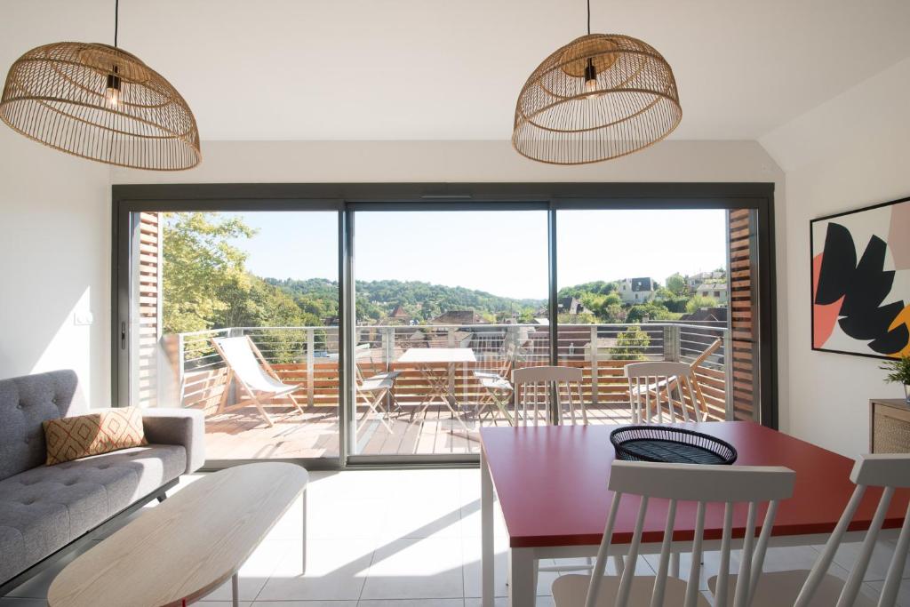 "Le Soleil Levant" avec balcon et parking privé, 2 adultes et 1 enfant - 5