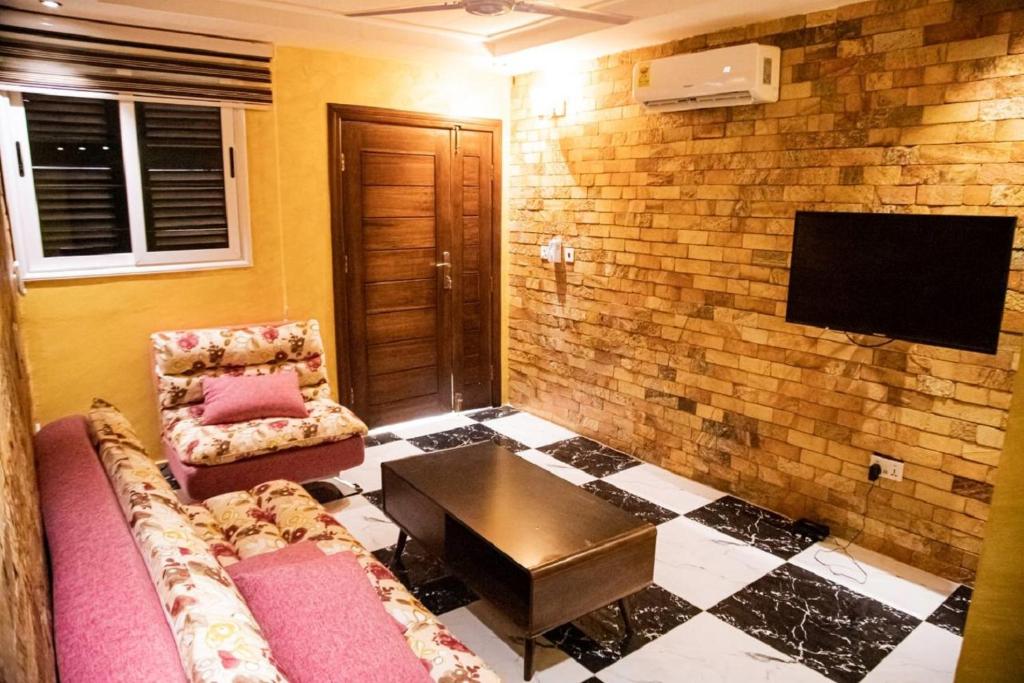 Bays Boutique Apartment — Hotel in Accra