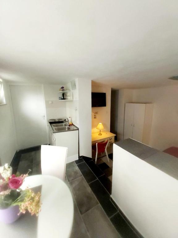 APARTMAN ANDREA 4 - 5