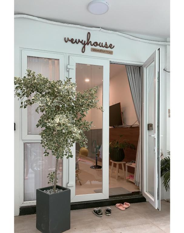 Vevy House