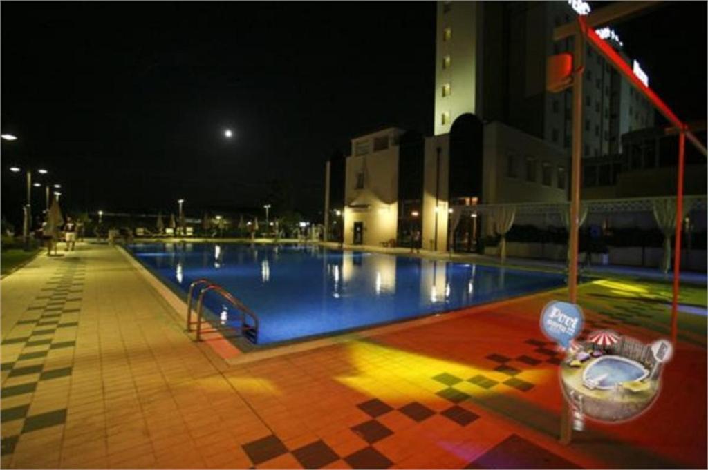 Zanhotel Centergross photo