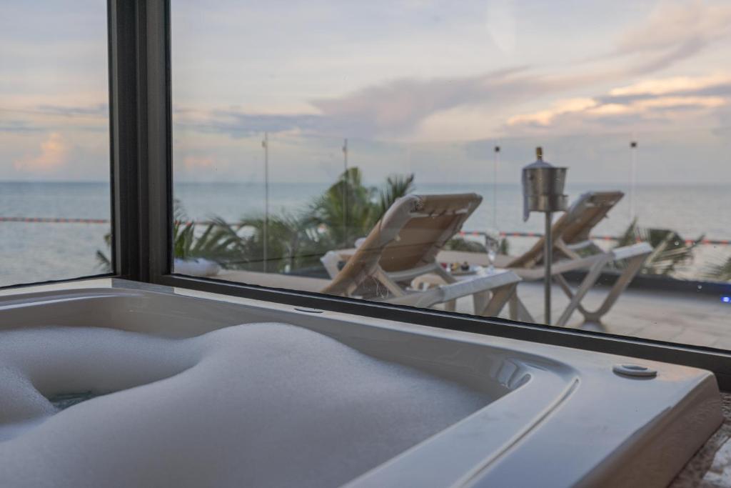 Sensira Resort & Spa Riviera Maya All Inclusive - 4