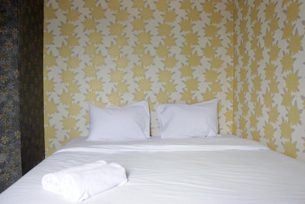 Minimalist 2BR Apartment at Gateway Ahmad Yani Cicadas By Travelio, Bandung