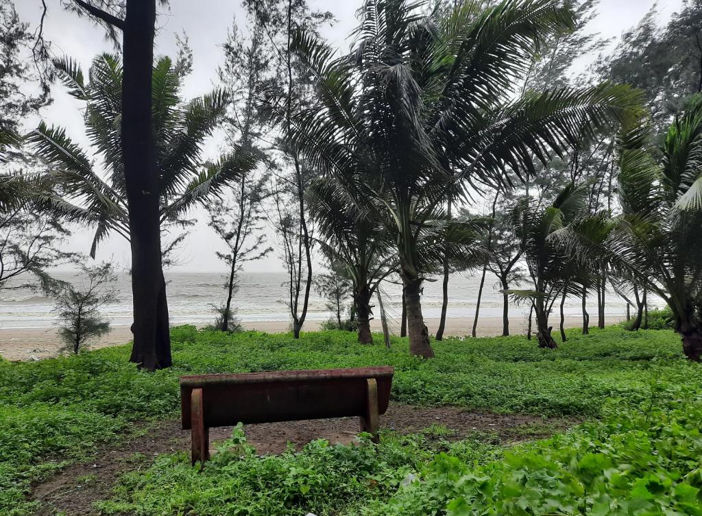 SEAWOODS BEACH HOTEL photo