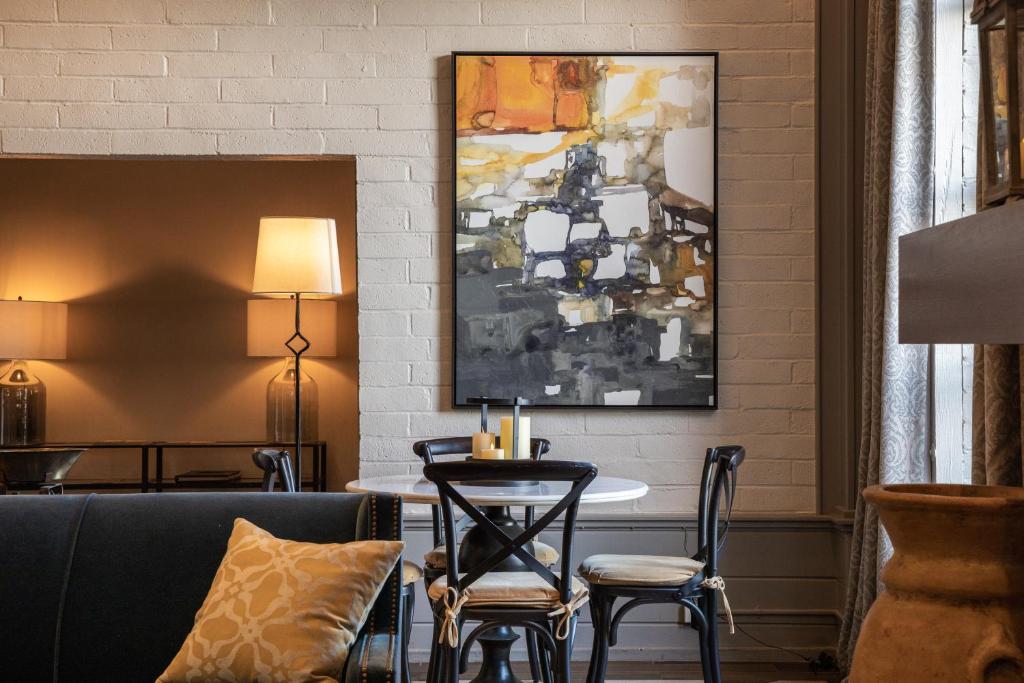 Inn Marin And Suites An Ascend Hotel Collection Member Photo 42