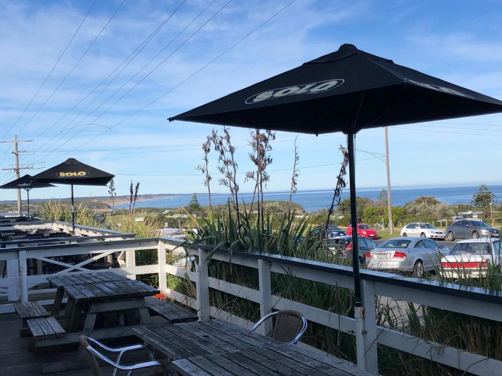 Sinnamon's By The Sea photo