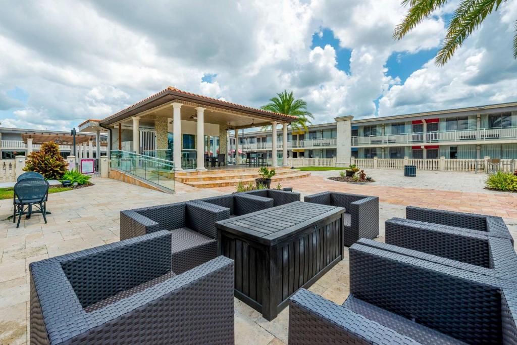 Clarion Inn Tampa - Brandon Photo 22