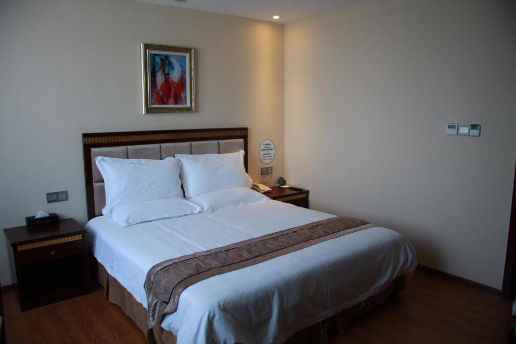 GreenTree Inn Shantou Chengjiang Road Business Hotel photo