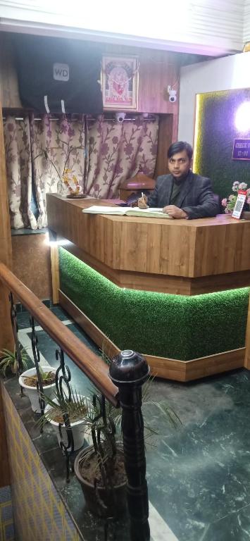 Ganesh Guest House