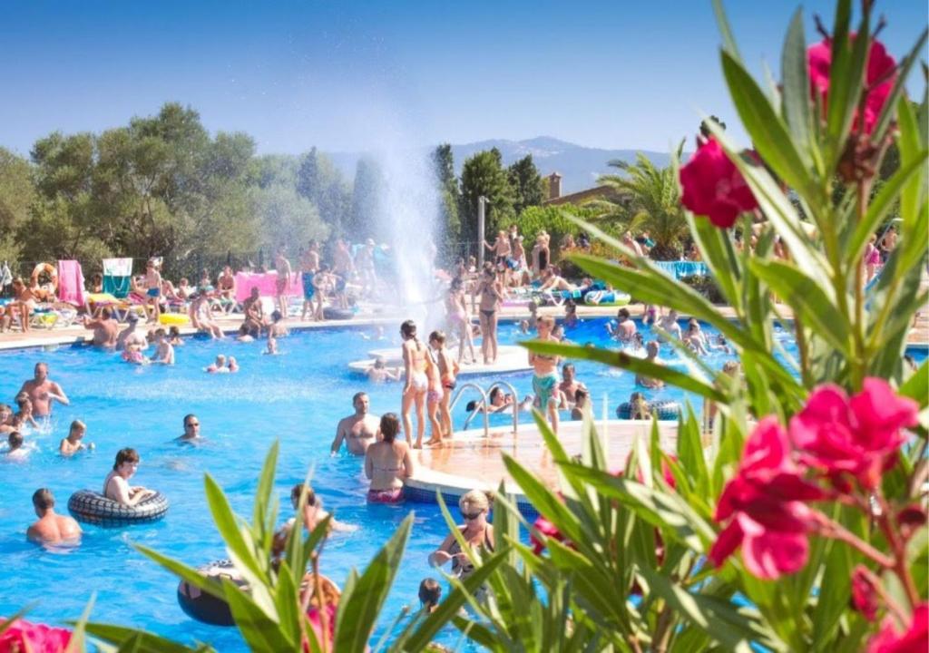 Castell Montgri - Mobile Homes by Lifestyle Holidays
