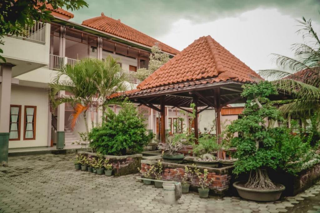 Grand Cepu Hotel 외부 전경