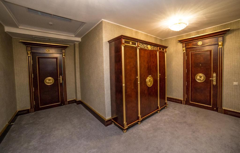 Artis Plaza Hotel photo