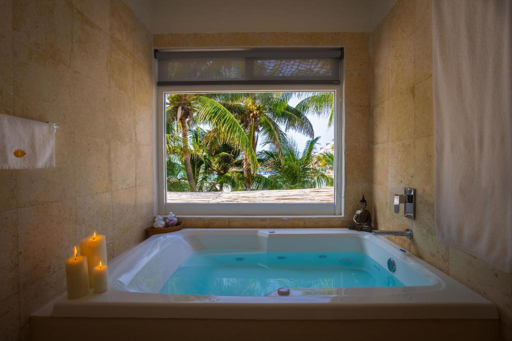 Lotus Beach Hotel - Adults Only - 5