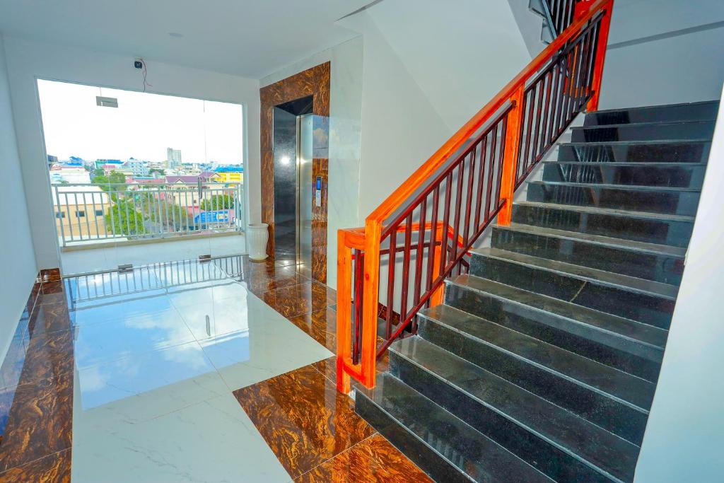 ペン チェンダ ホテル (Pheng Chenda Hotel) エントランス