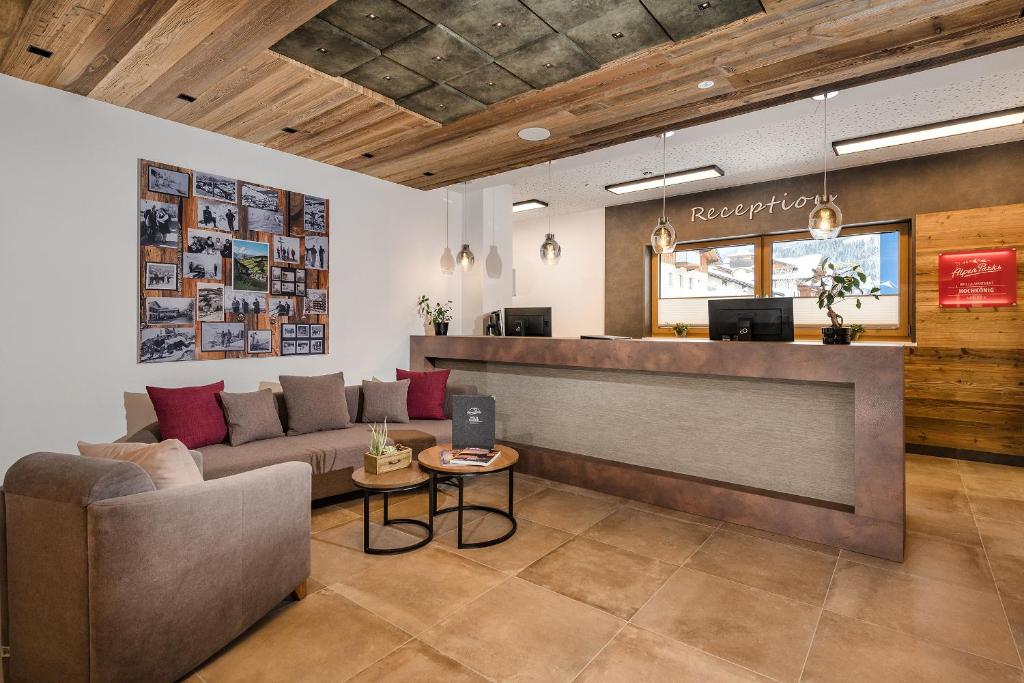 AlpenParks Hotel and Apartment Hochkoenig photo