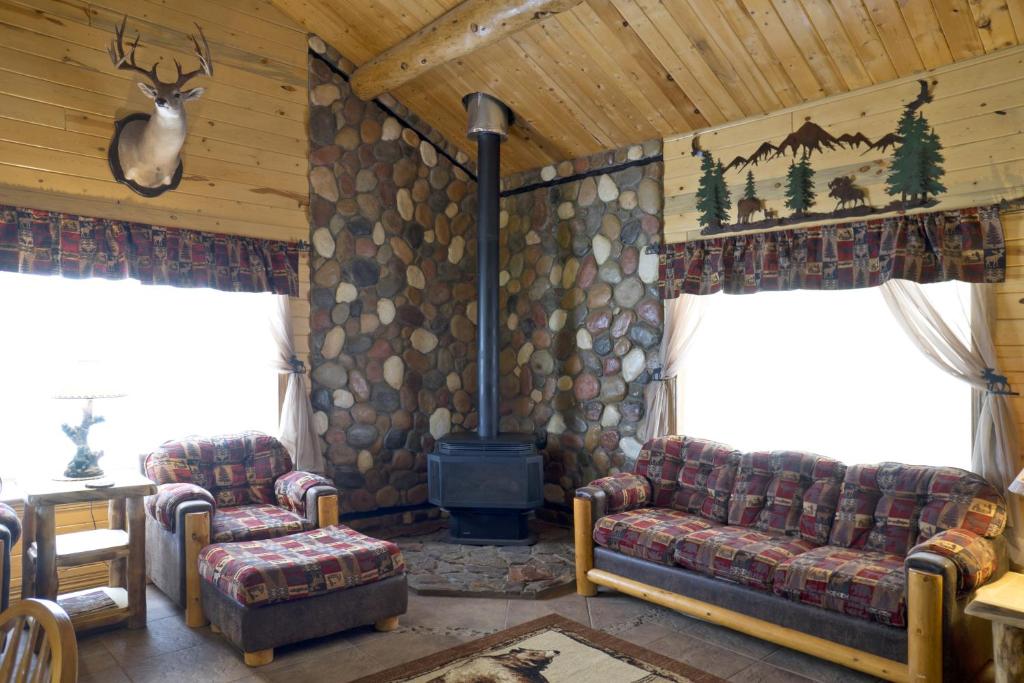 Kit Carson, South Fork