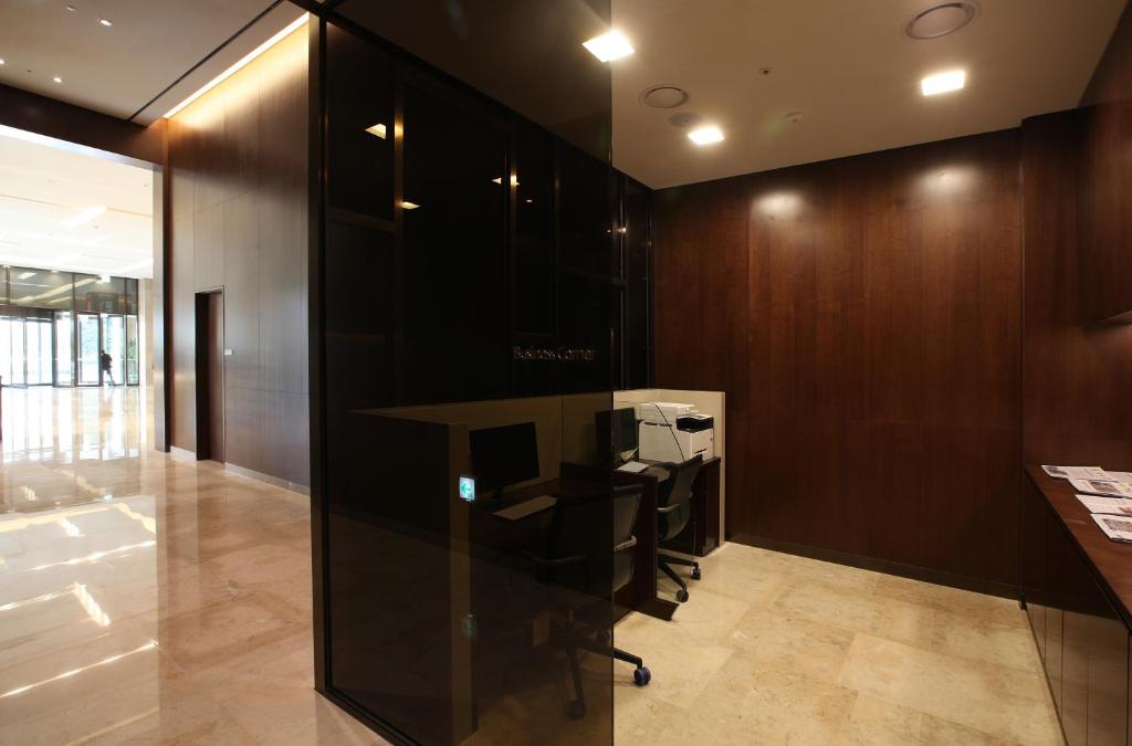 Business center