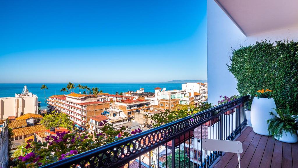 PIER 57 - 306 Ocean View 2 BR Romantic Zone - 5