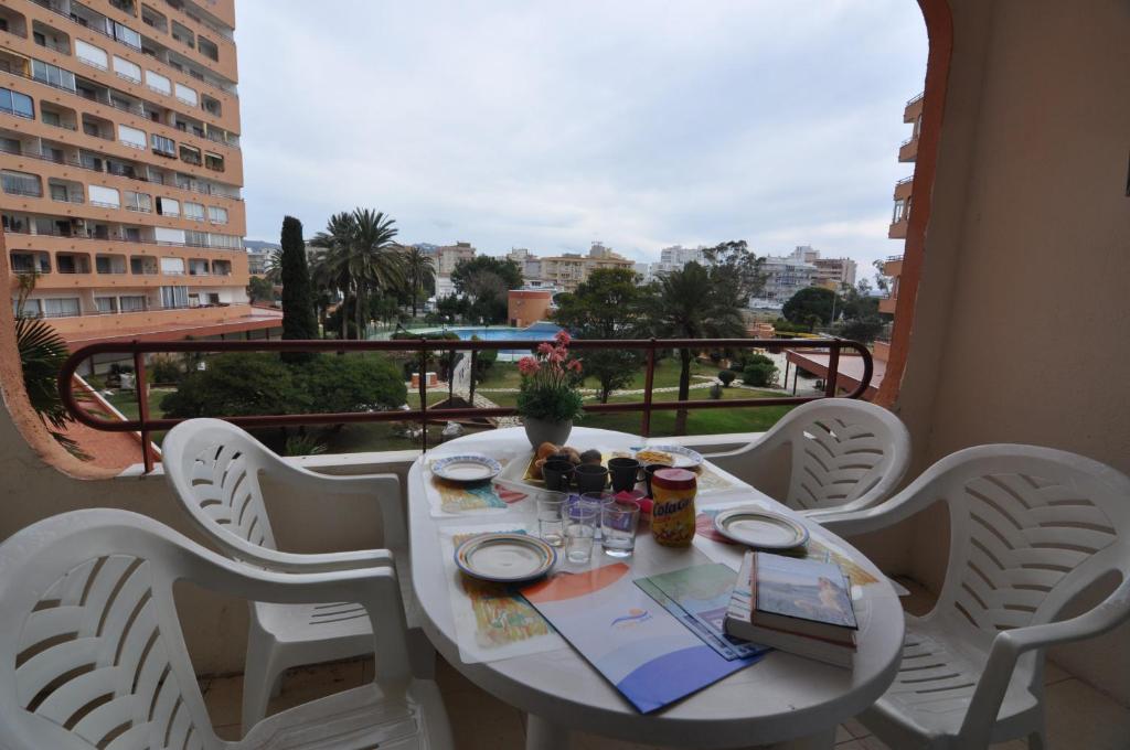 RNET - IR 27-B Studios Roses Costa Brava, Roses