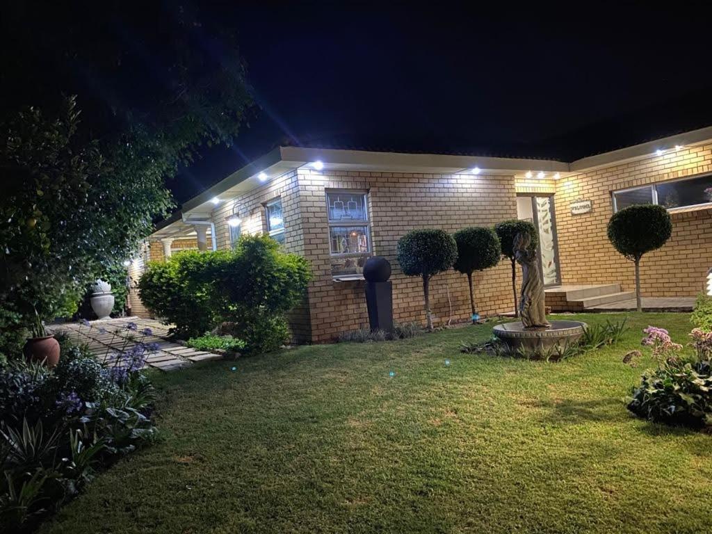 Aquadel Accommodation — Hotel in Port Elizabeth