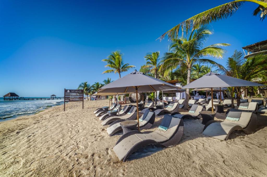 Mvngata Beach Hotel photo